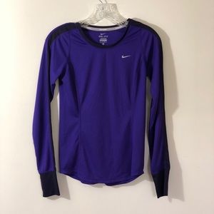 Nike woman’s long sleeve running top. Purple. XS